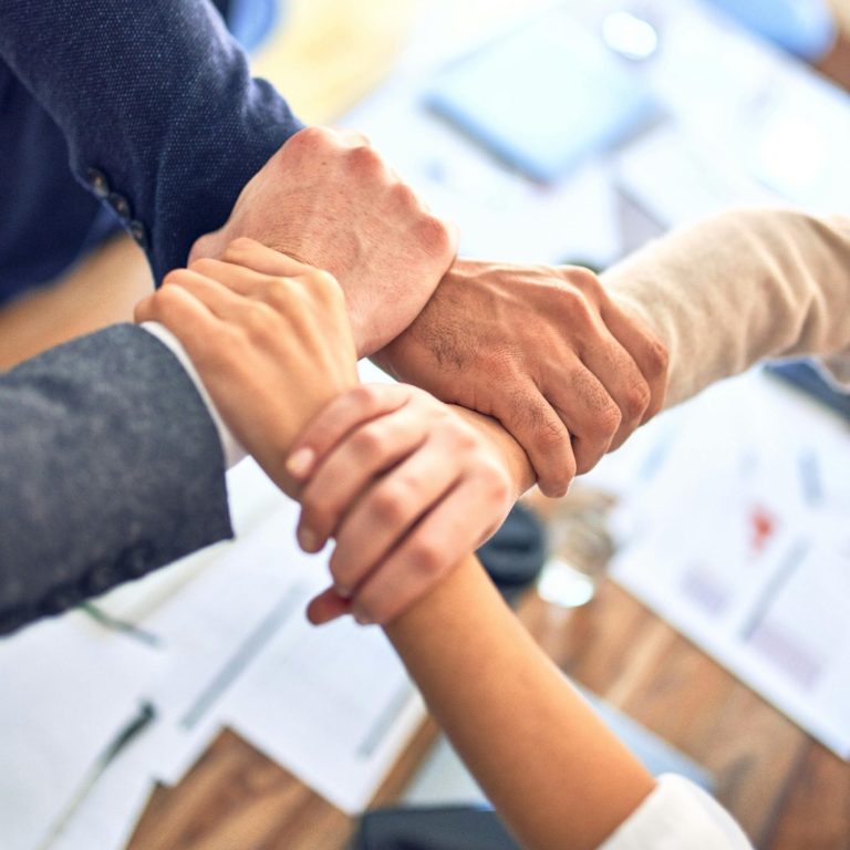 Agile Methoden und stärkenbasierter Ansatz für nachhaltiges Wachstum im Unternehmen.